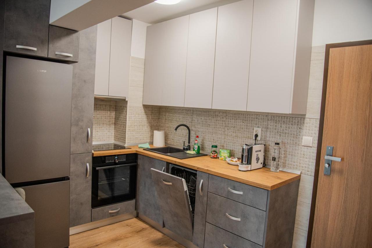 Gavas Apartments Viva City Cluj-Napoca Ngoại thất bức ảnh