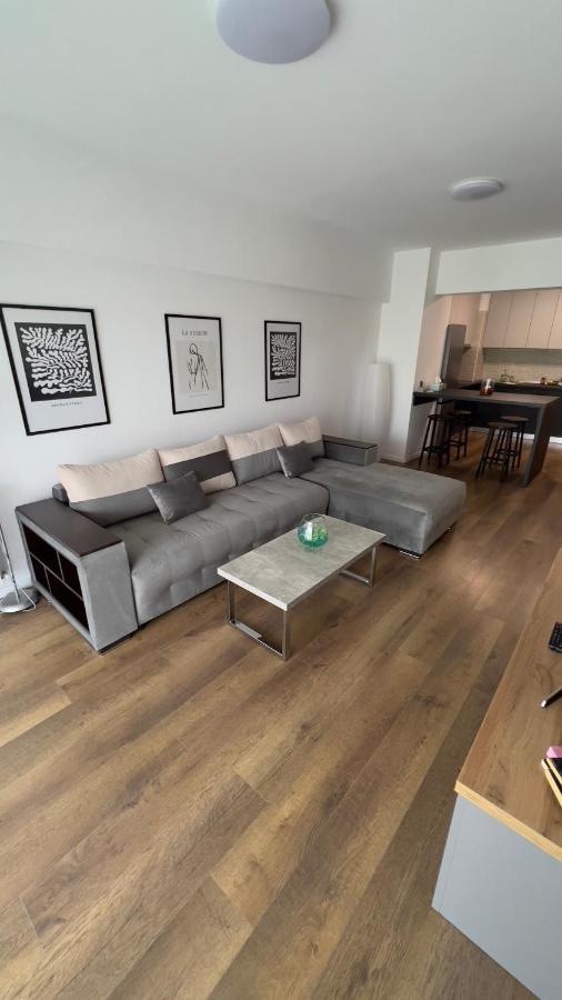 Gavas Apartments Viva City Cluj-Napoca Ngoại thất bức ảnh