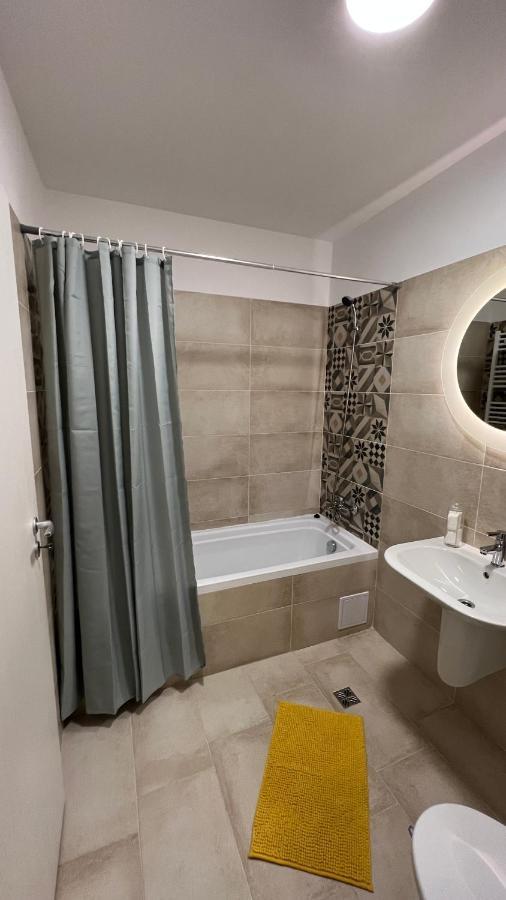 Gavas Apartments Viva City Cluj-Napoca Ngoại thất bức ảnh